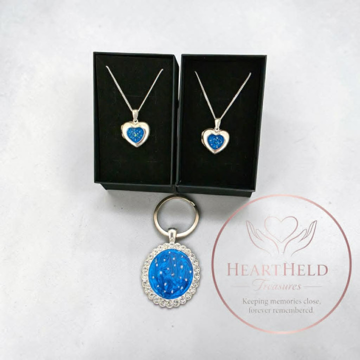 Blue locket (P4)