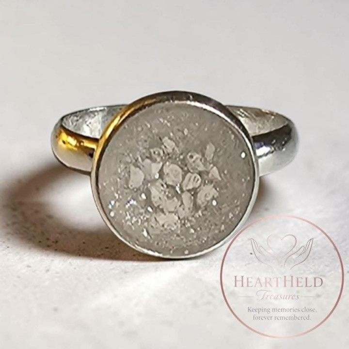 Ring (P10)